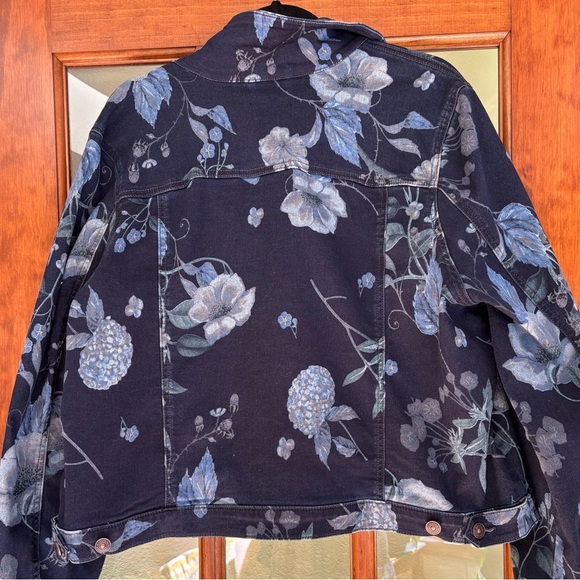 Nicole Miller Dark Floral Jean Jacket Sz XL - Picture 3 of 9
